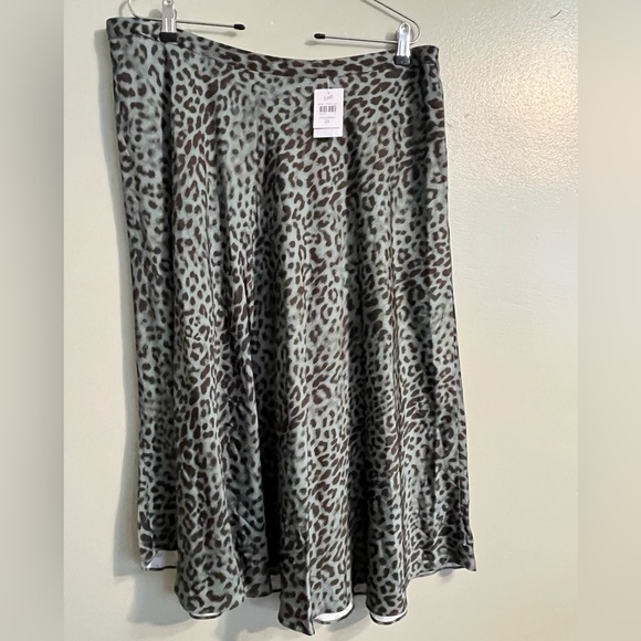 J Jill Womens Animal Print ALine Elastic Back Waist Side Zip Satin Skirt 2X NWT - Picture 1 of 12